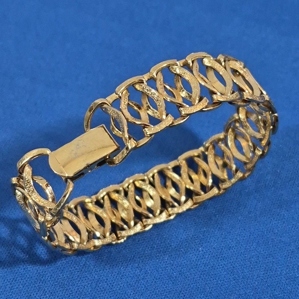 Vintage Gold-Tone Bracelet Ribbon Linked Chain Minimalist Smart